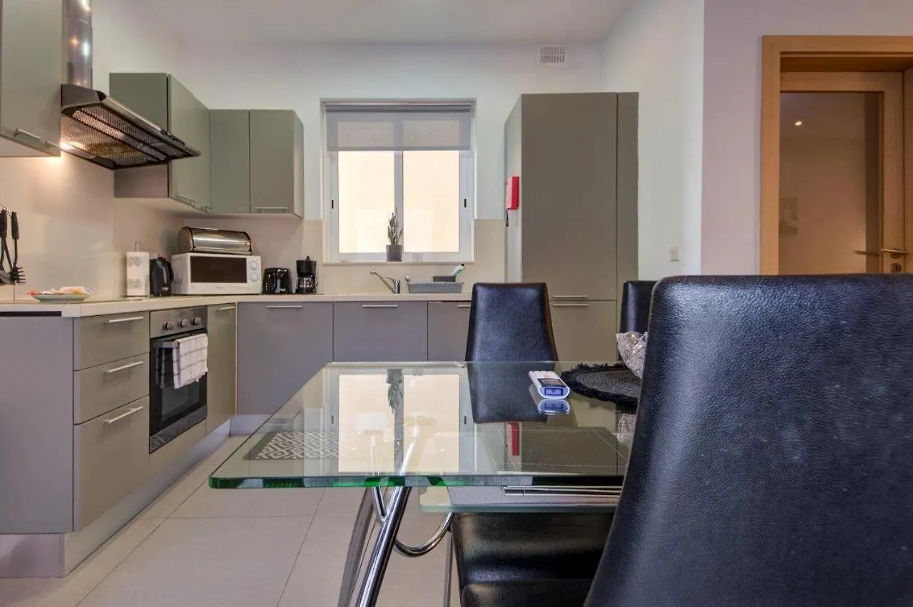 Apartment Sliema 2 Bedroom Close To Seafront