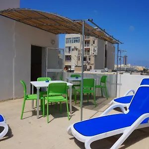  Hostel 94